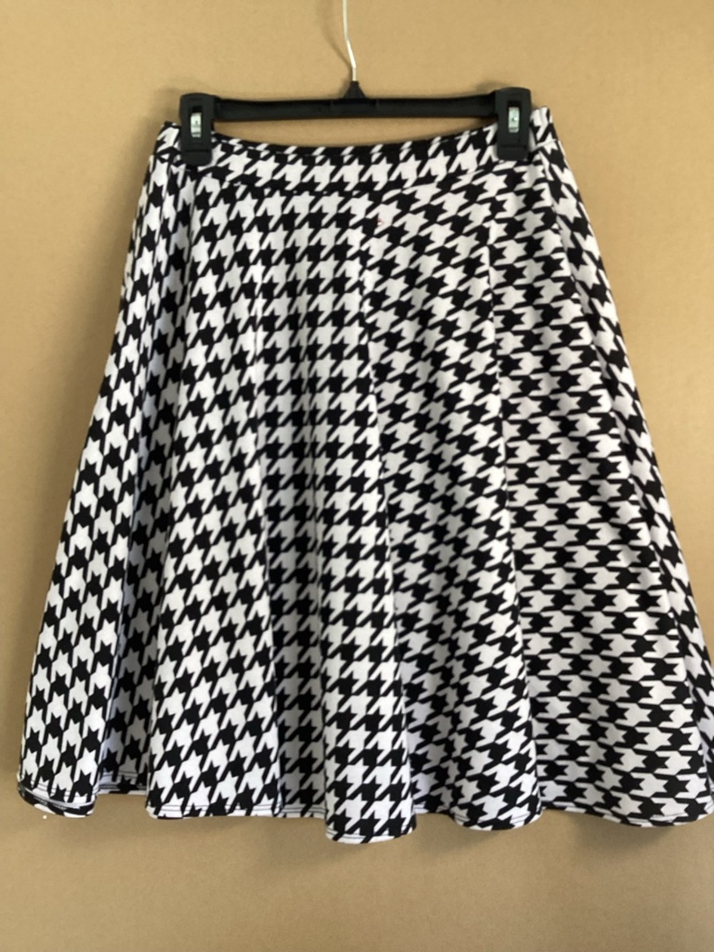 Boutique Star Vixen Black and White Houndstooth Skater Flare Skirt sz S